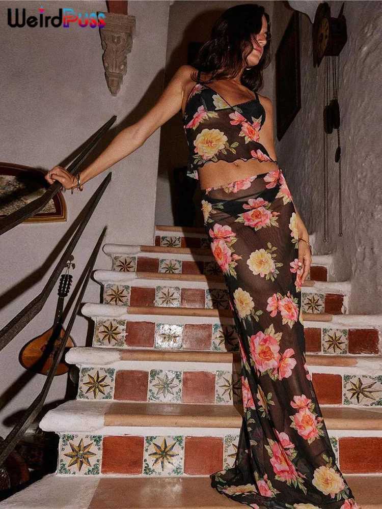 2 Piece Set Side Split Slim Long Skirt + V Neck Camisole for Women Weird Puss Summer Sheer Women Sexy Vacation Party Matching Suits R250716
