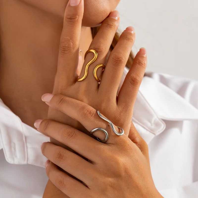 Stainless Steel Geometry Gold Color Rings for Women Men Colorfast Popular Party Personalized Exaggerated Charms Jewelry Gift S250716