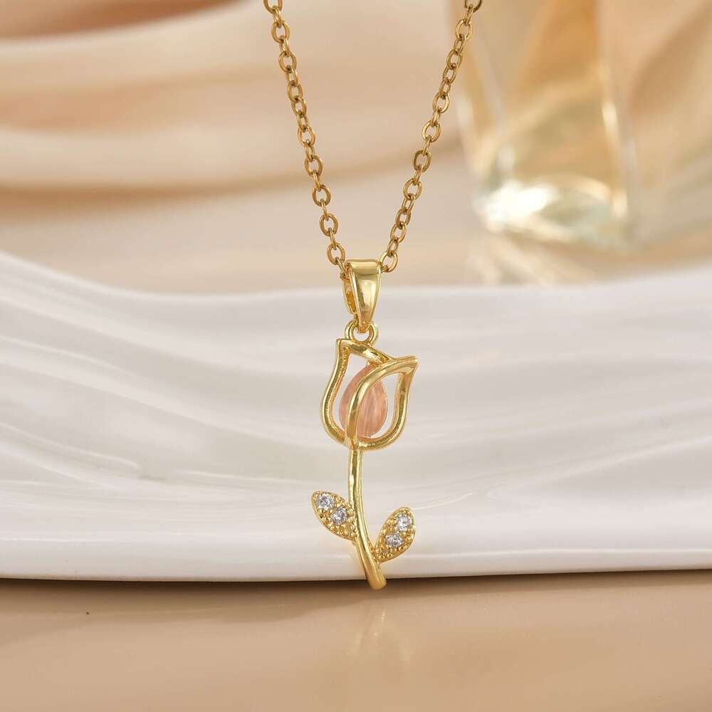 Titanium Steel For Women With Tulip Flower Pendant, Niche Light , High-End Feel, Versatile Collarbone Necklace 775