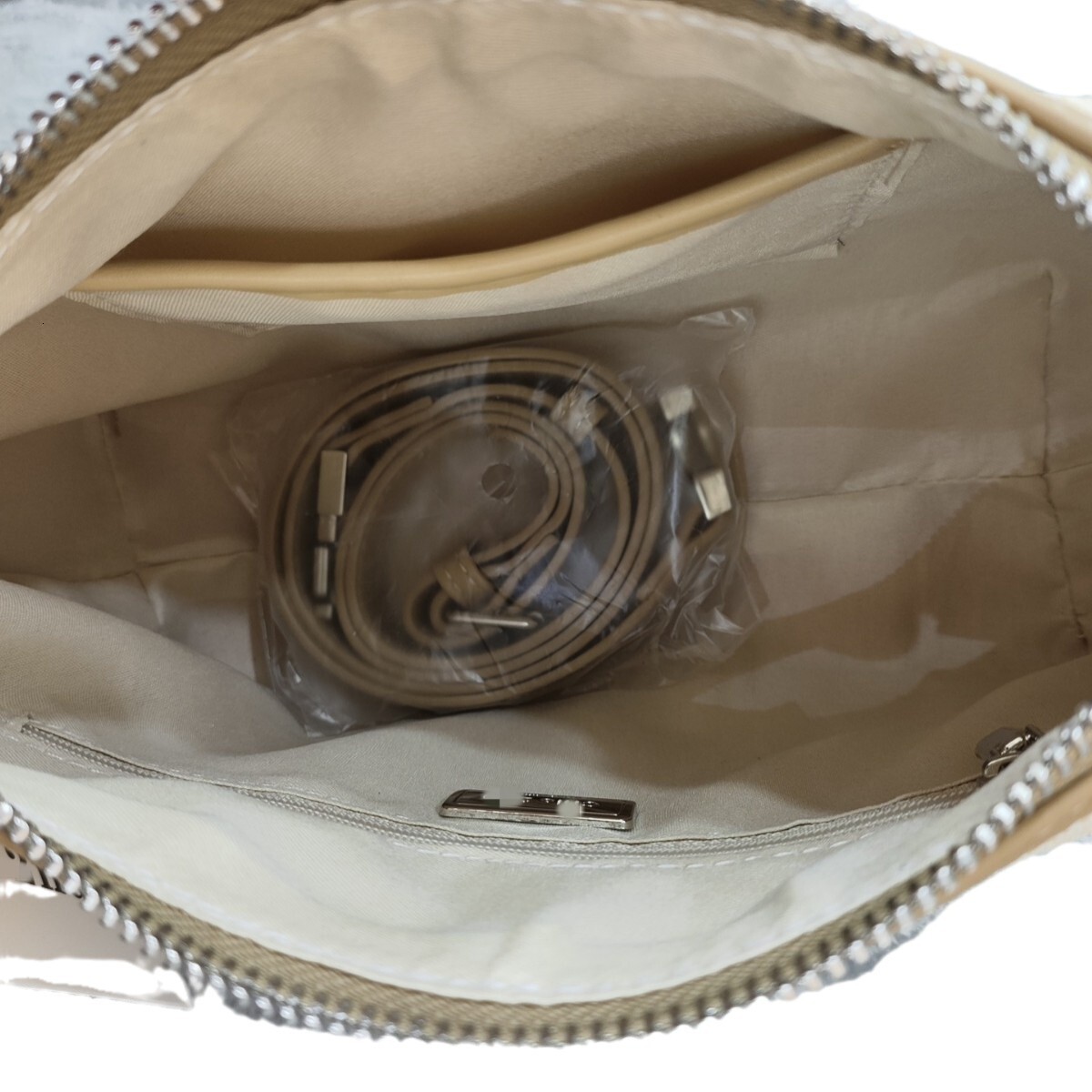 Designer 2025 Spring Summer New Wheat Field Gallery Commuter Canvas Handbag Niche High-end Feel Light Luxury Women's Bag