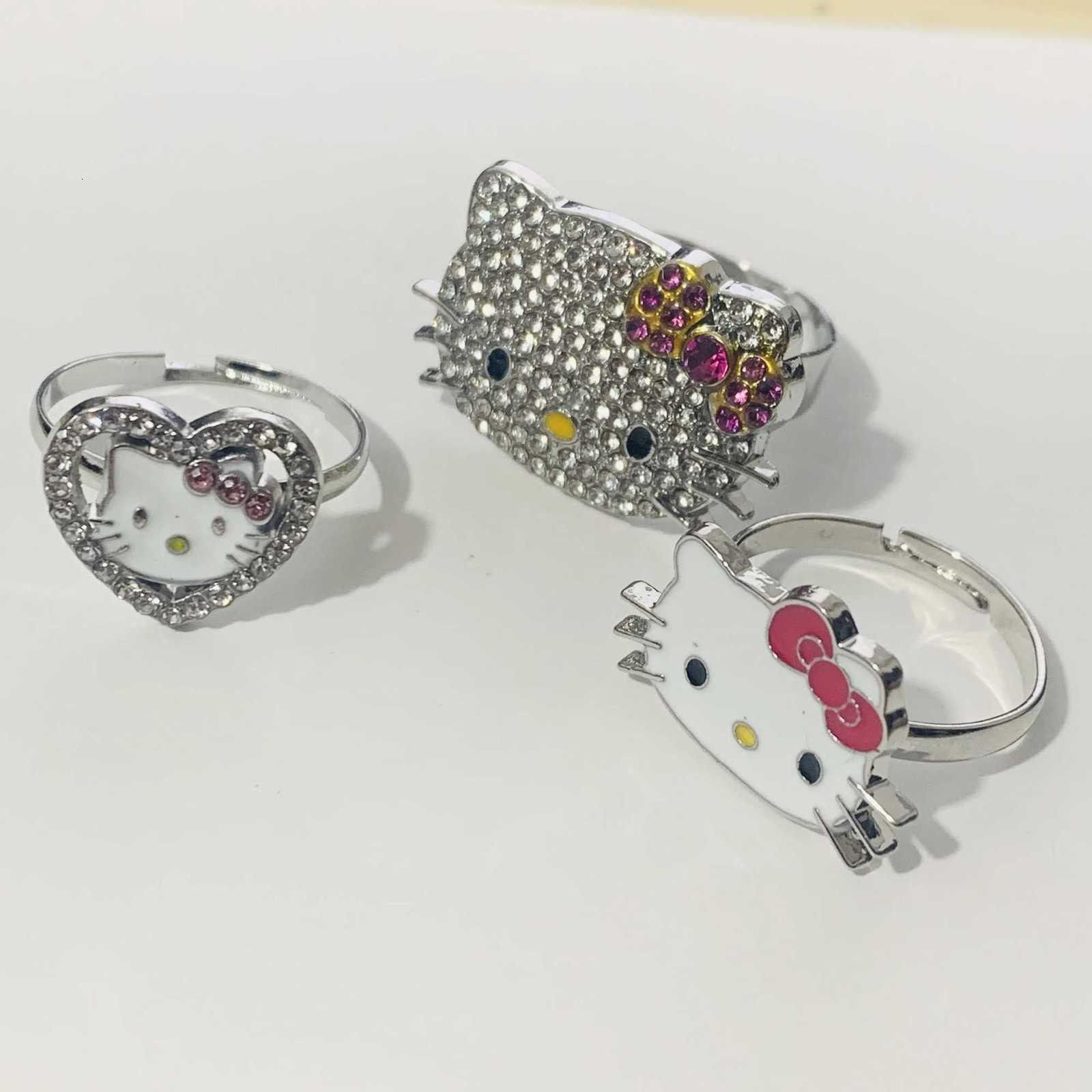 Sanrio Cute Hello Kitty Rings Anime Sanrio Couple Fashion Adjustable Diamond Rings For Men Women Jewelry Kids Gifts w250716