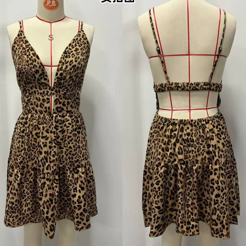 Dresses Summer 2025 New In Sleeveless Vacation Beach Womens Clothing Fashion Holiday Sexy Backless Mini Dress dongdumaoyi