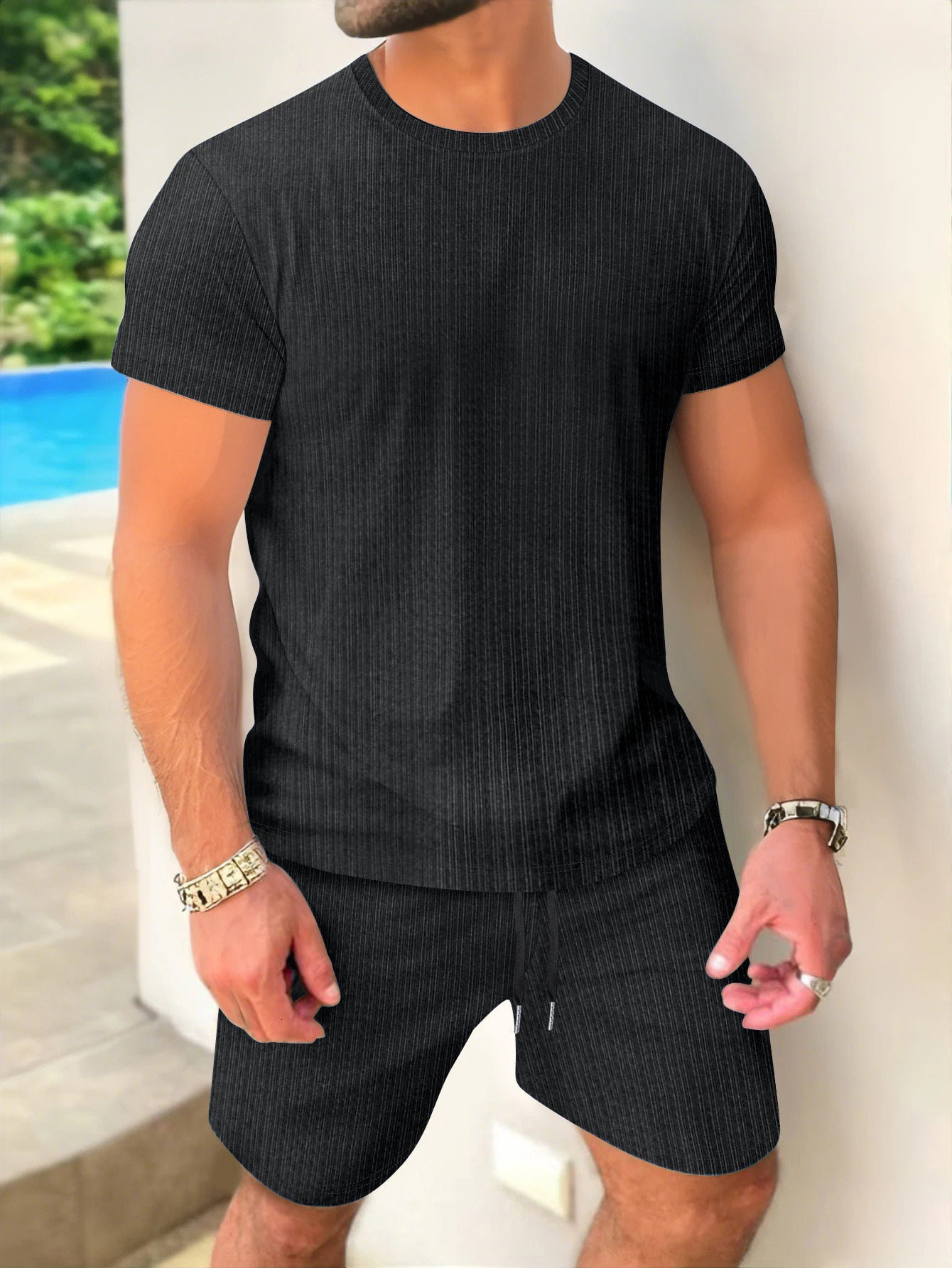 Summer mens short-sleeved and shorts set simple and casual high-quality outdoor mens wear summer fashionable loose pullover 250715