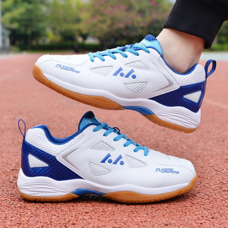 Lightweight and breathable badminton shoes for men and women with anti-slip and shock-absorbing features for professional training and competitive mat