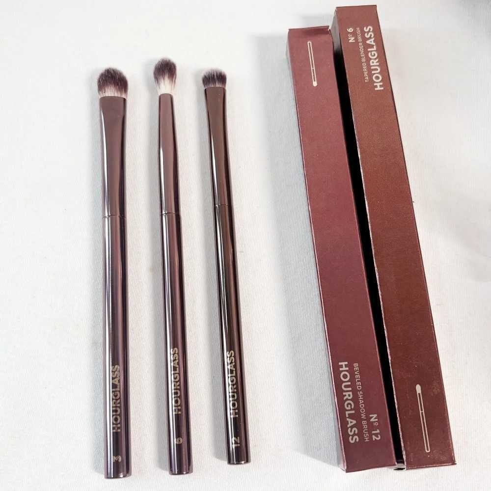 Hourglass Eyeshadow Brush Set 3 All Over Shadow 6 Tapered Blender and 12 Beveled Shadow Brush Makeup Brushes Eye Kit 3pcs XJ2500716