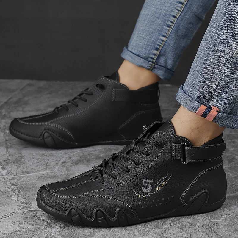 New Large Size Mens Leather Shoes 100% Cowhide Fashion Thick Sole Leisure Sports Business Casual Shoes Mens Sneakers Loafers W250716