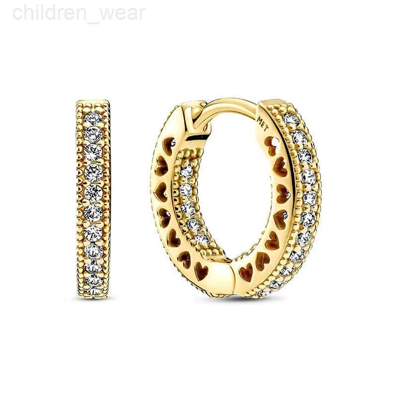 Disney New Gold Plated Pav Heart Earrings Huggie Hoop Earrings 925 Silver Plated Charm Hoop Earrings Exquisite Jewelry Womens DIY W20250716