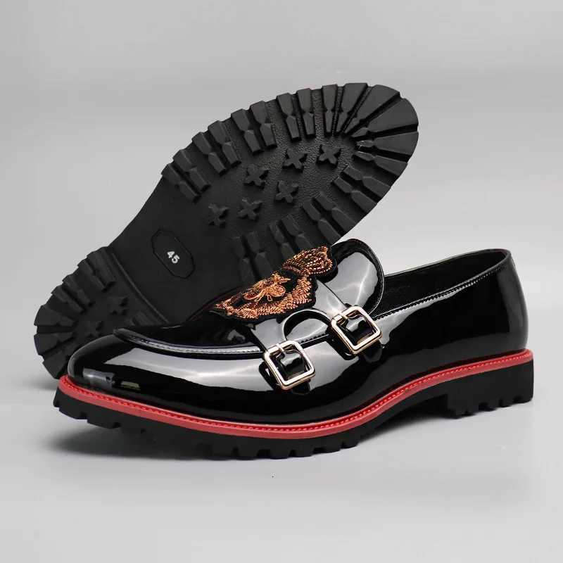 Mens Casual Business Leather Shoes Fashion Embroidery Loafers Men British Style Monk Shoes Mens Slip-on Outdoor Flats W250716