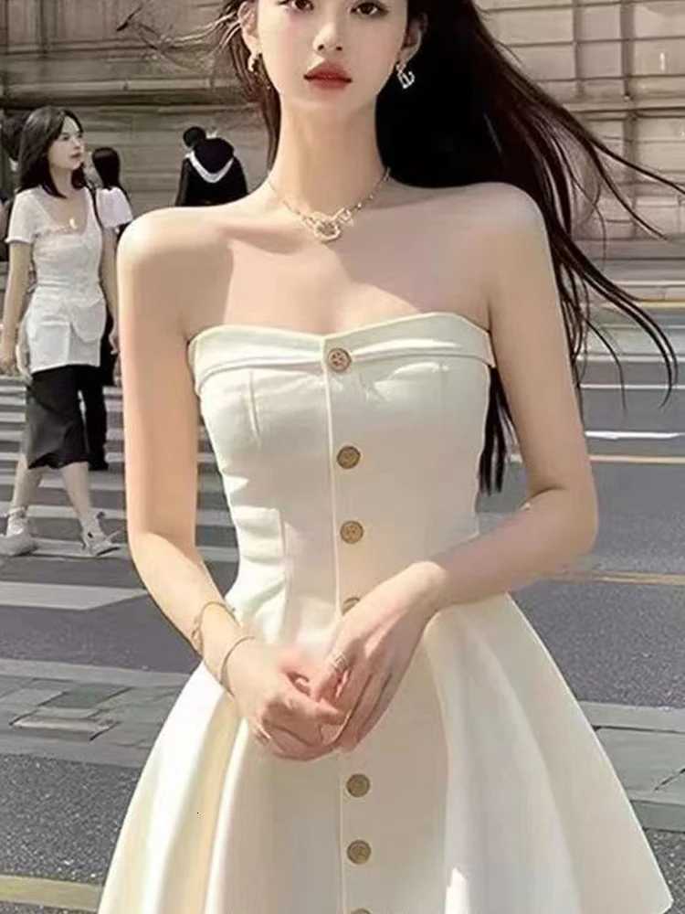 2025 Summer Advanced Sense of Thin Temperament Light Luxury Sexy Skirt Single Row Button Dress for Women R250716