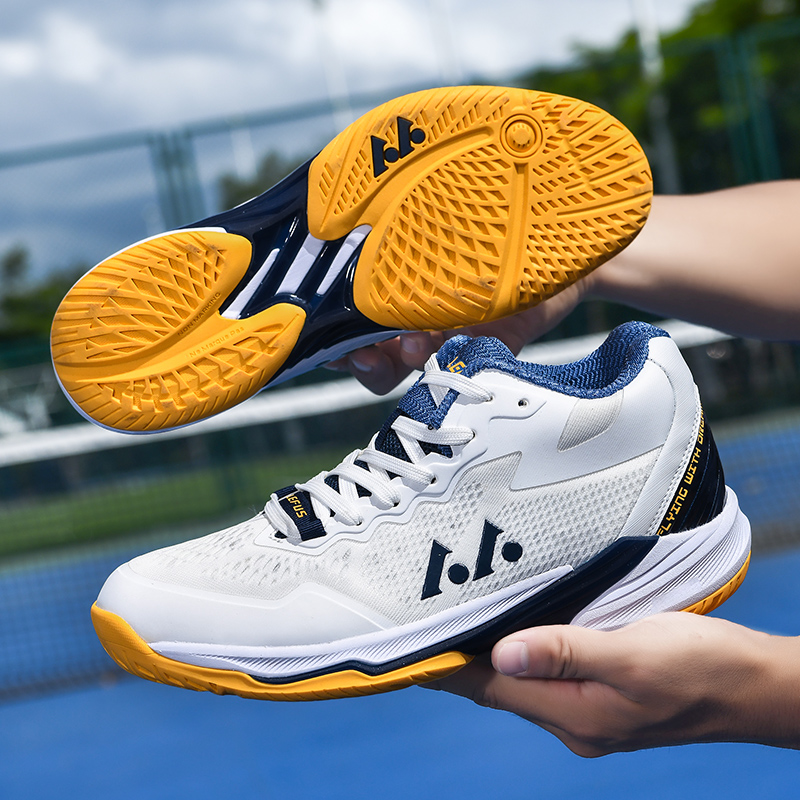 Breathable Professional Volleyball Shoes with Shock Absorption Suitable for Training & Competitions