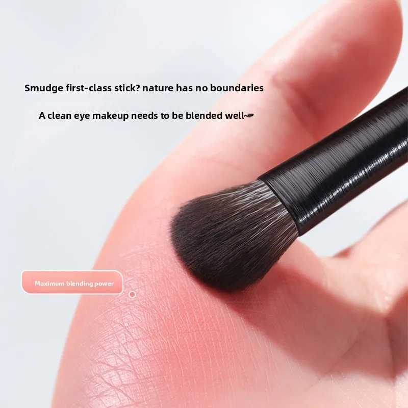 Soft Bristle Eyeshadow Brushes 10-piece Set Eye Makeup Smudge Undercover Eyeliner Blade Eye Detail Small Makeup BrushesXJ2500716