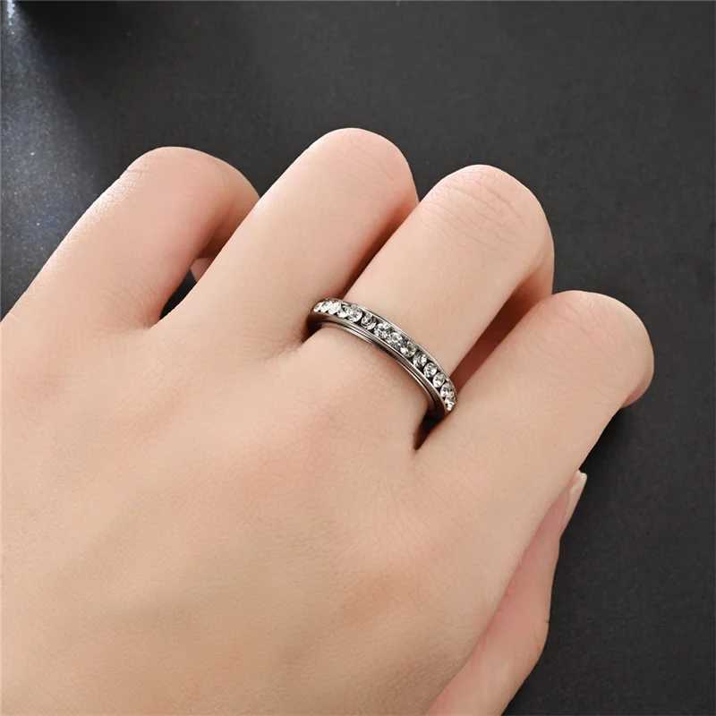 Stainless Steel Cubic Zirconia Rotatable Chain Couple Rings Anti Stress Anxiety Fidget Spinner Ring Wedding Band Knuckle Jewelry S250716