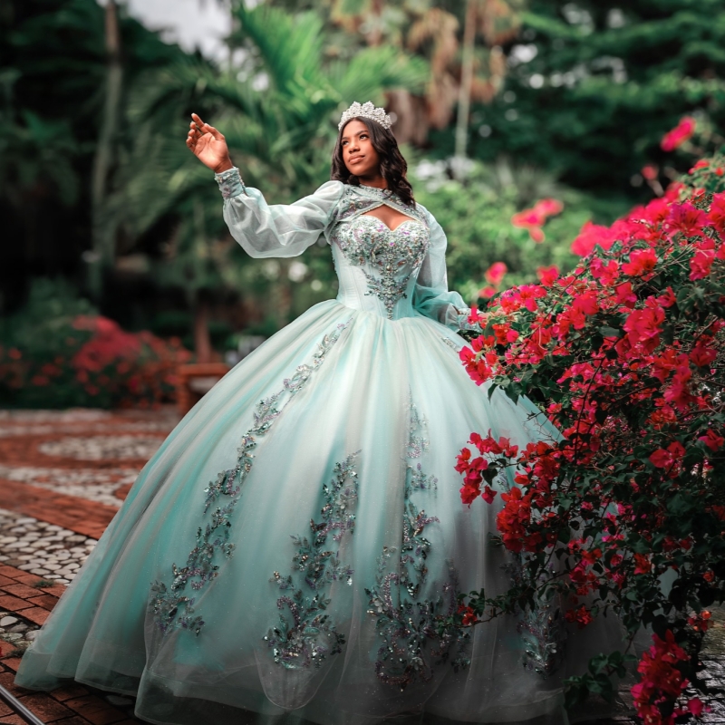 Water Blue Shiny Quinceanera Dresses Ball Gown Off The Shoulder Sequin Applique Lace Beading Crystal Tull Corset Party Birthday Sweet 16 Dress Vestido