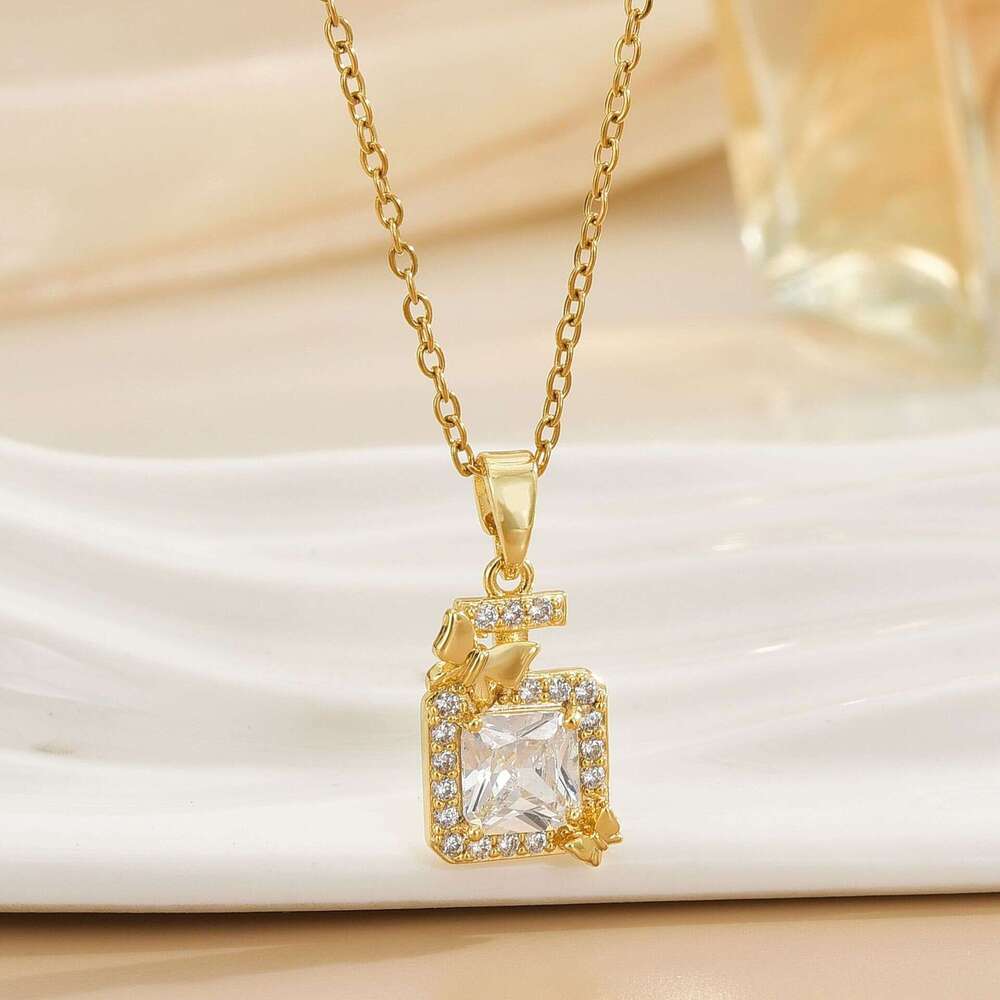 For Women, Internet Celebrity Bowknot Micro Inlaid Zircon Perfume Bottle, Niche Fashion New Design Sense, Elegant Titanium Steel Necklace 9Fa