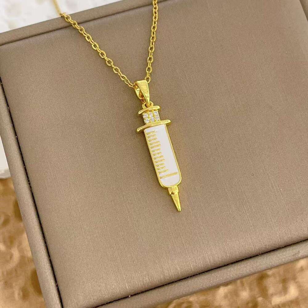 Cute Medical Creative Jewelry Copper Gold-Plated Nurse Needle Necklace Clavicle Chain Pendant 57C