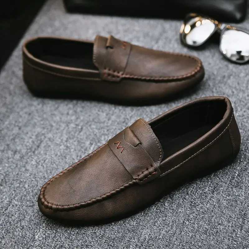 Loafers Flat Man Casual Shoe Black Leather Shoes for Men Soft Moccasin Round Toe Common Size 45 Low Price New in Cowhide Elegant W250716