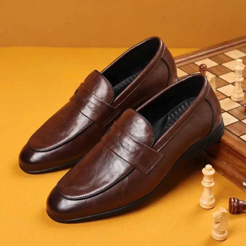 Brown Flat Leather Loafers Shoes for Men Fashion 2024 Classic Original Size Mens Casual Shoes Size 45 Comfortable Free Shipping New In W250716