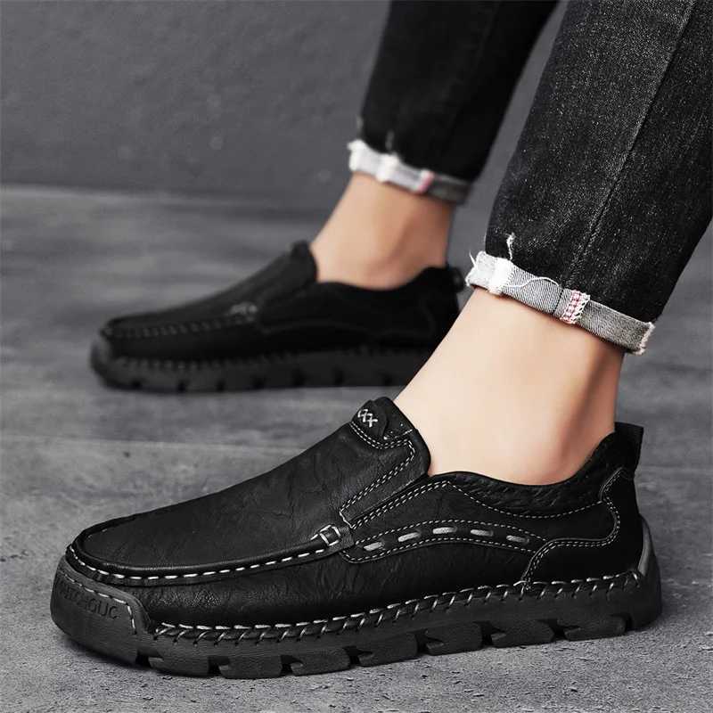 Genuine Leather Men Casual Shoes Loafers Sneakers New Fashion Comfortable Flat Handmade Retro Leisure Shoes Men Shoes Size 46 W250716