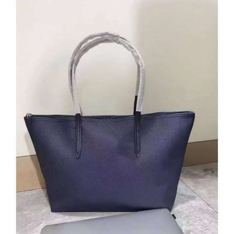 2025 Women Tote Female New PVC Large Capacity Shoulder Bags Mini Totes Ladies Handbag Shopping Bag Cluches