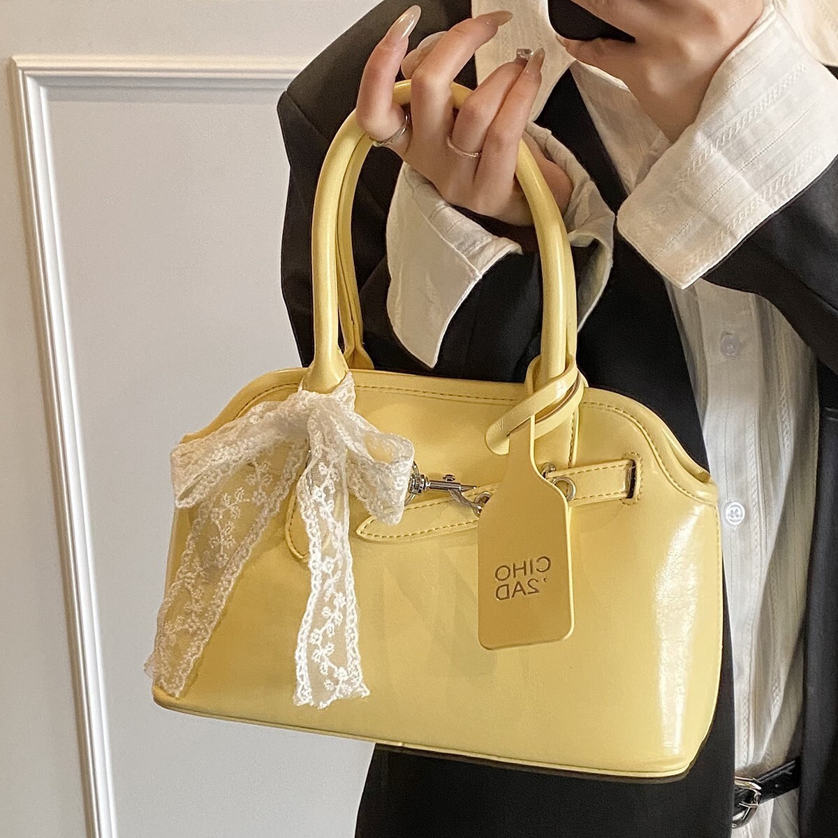 Designer Korean Niche for Women 2025 New Spring Fashion Commuter Handbag High-end Versatile Crossbody Light Luxury Women's Bag