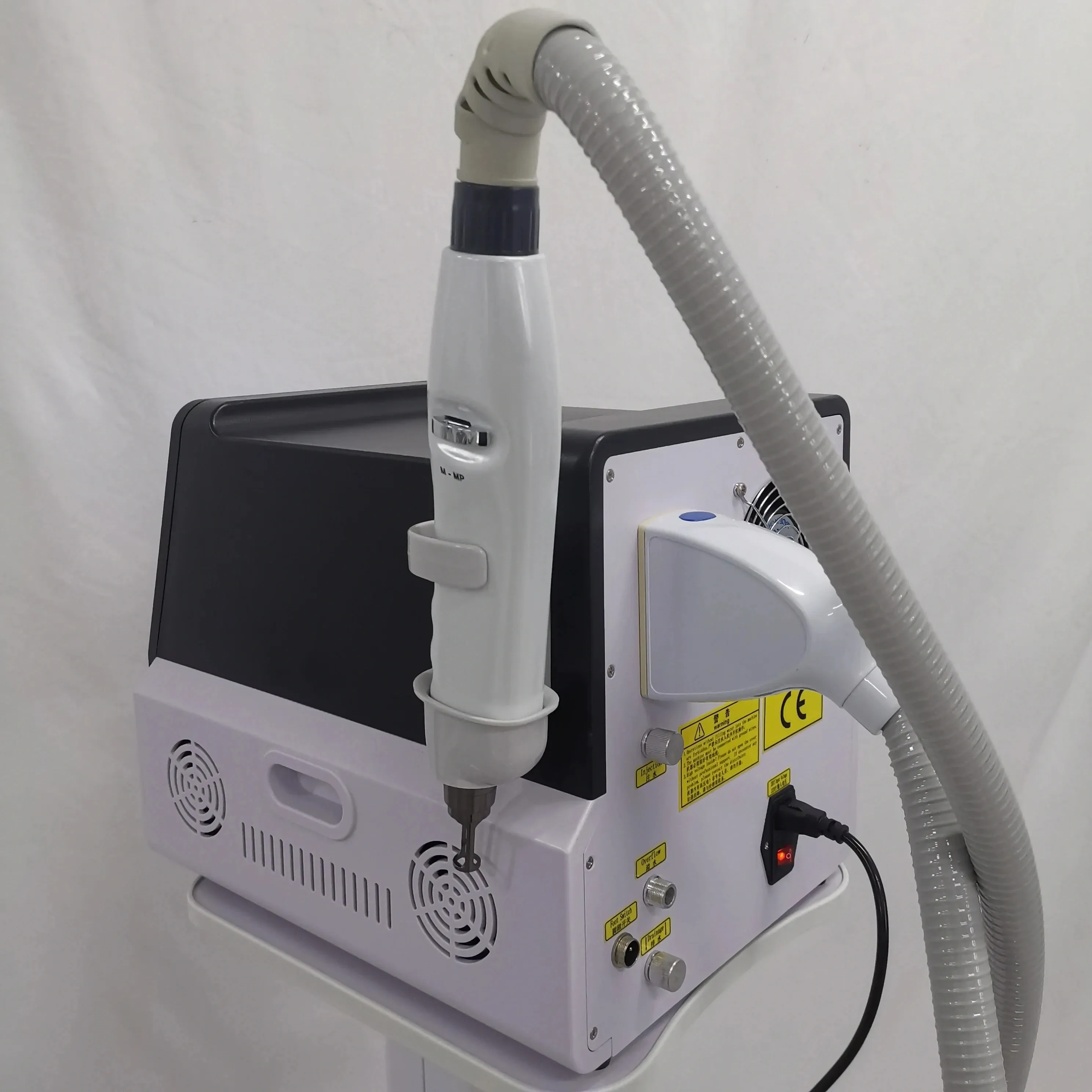 HOT Picosecond Q Switched 532nm755nm 1064nm 1320 nm Nd Yag Laser Tattoo Removal Machine Pico Laser Beauty Equipment