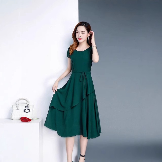 2025 Summer High-End Waist-Cinching Slimming Age-Reducing Slim Fit Elegant Mid-Length A-Line Round Neck Plus Size Loose Women's Dress