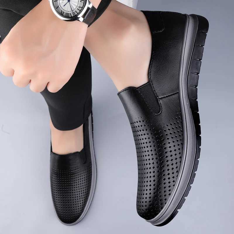 Luxury Men Casual Slip-on Breathable Punching Split Leather Shoes Men Classic British Style Loafers Shoes Outdoor Driving Shoes W250716