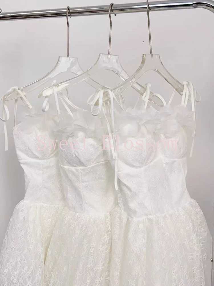 2025 Women White Lace Fluffy Sweet Strap Dress Korean Fashion Elegant Summer Party Dresses New Design Chic Slim Lovely Clothing R250716