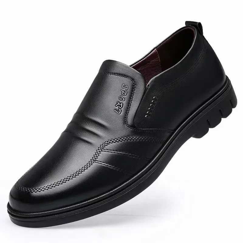Mens Leather Shoes New Black Soft Bottom Anti-Slip and Breathable Shoes Mens Business Dress Casual Luxury Light Flat Shoes W250716