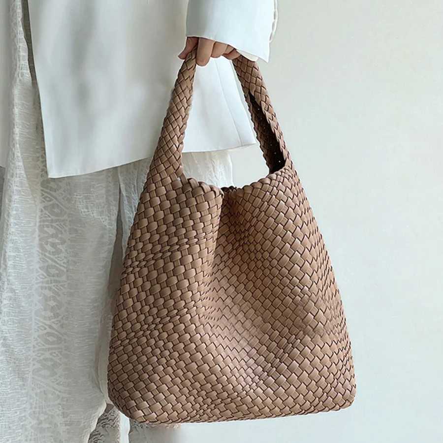 Neoprene Woven Bag Large Capacity Portable Handbag For Women Designer Cowhide Weave Style Beach Hand Casual Knitted Tote Bags