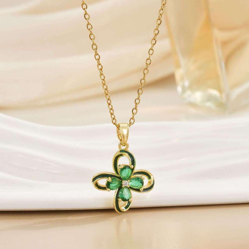 Light Titanium Steel Necklace For Women, Non-Fading Versatile High-End Pendant, Niche Design Simple Clavicle Chain, Autumn Winter Accessories Ffa