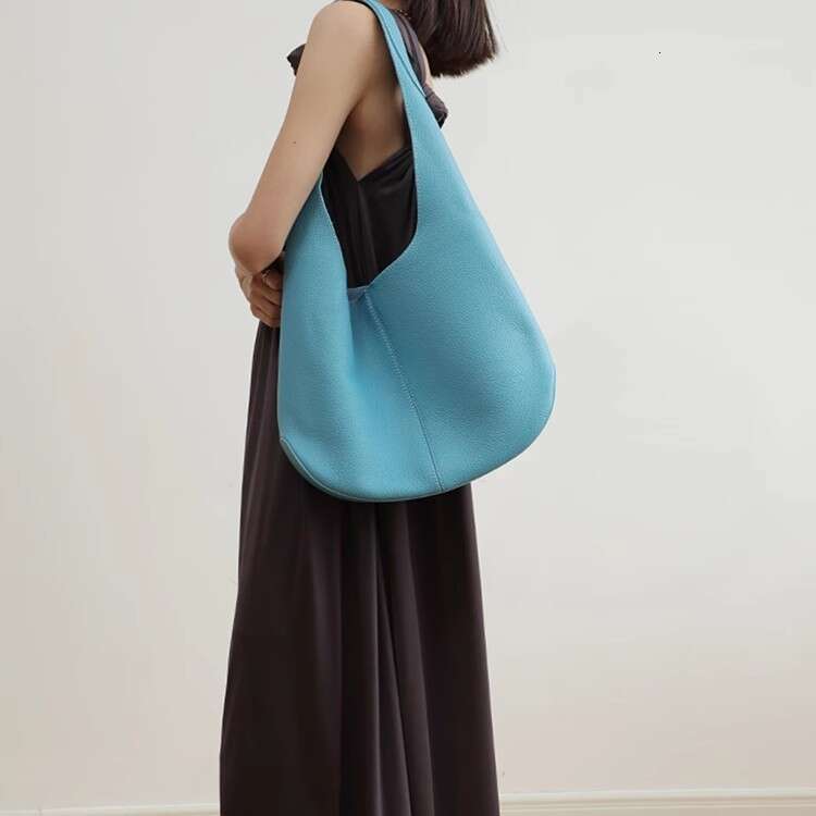 Lazy Top Layer Soft Leather Single Shoulder Large Bag Bucket Tote High-Quality Texture Niche Design Travel Lightweight