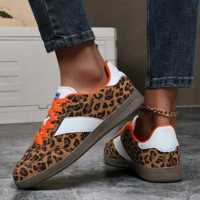 Leopard Print Women Casual Sneakers Outdoor Classic Retro Trainers Walking Sneakers Fashion Lace Up Non-Slip Casual Running Shoe M250805