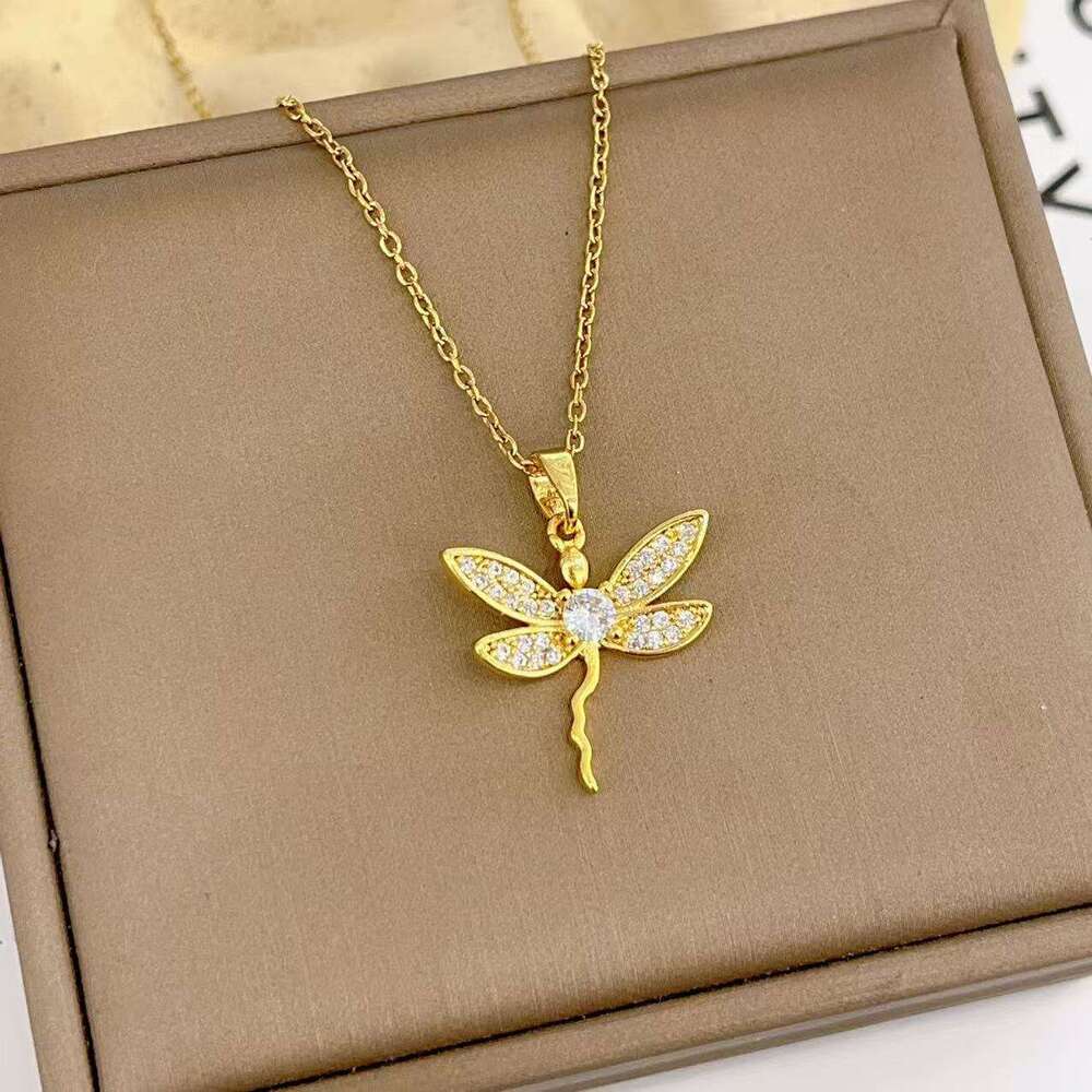 Personalized Fashion Micro Inlaid Zircon Dragoy Pendant Necklace Light Non-Fading Collarbone Chain Jewelry 4F9
