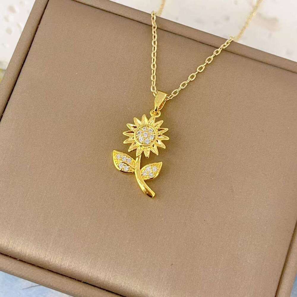 Fashion Versatile Flower Necklace For Women Copper Micro Inlaid Real Gold Plated High-End Internet Celebrity Exquisite Collarbone Neck Chain 823