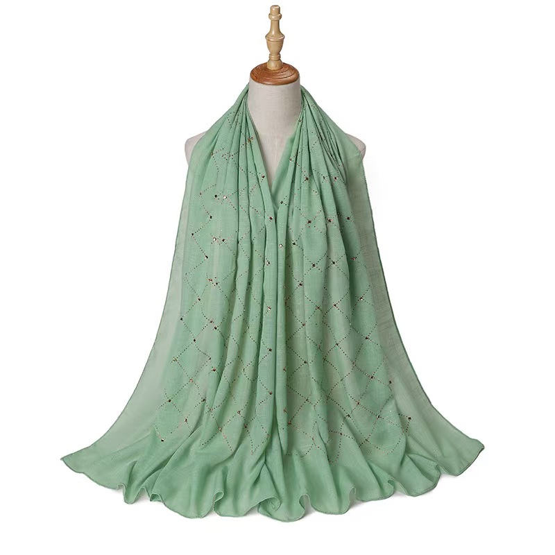 T1223 Indonesian new rhinestone monochrome women's cotton and linen scarf fashion head scarf