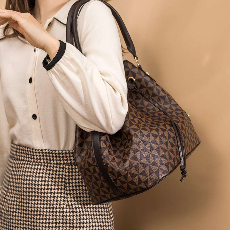 Lacel Urwebin Totes bag for Women's Capacity Bucket Fashion Bag's Versatile Handbag Shoulder Crossbody Drawstring Large Bag