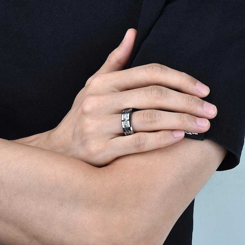 Vintage Men Steampunk Gear Wheel Stainless Steel Ring Silver Color Celtic Dragon Inlay Black Carbon Fiber Ring Mens Wedding Band S250716