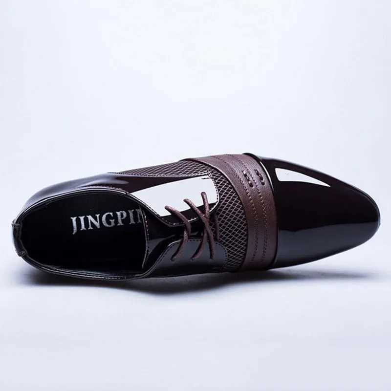 Fashion New British Mens Leather Shoes Classic Man Pointed Toe Formal Wedding Shoes Male Flats Dress Shoes Lace Up Y250715