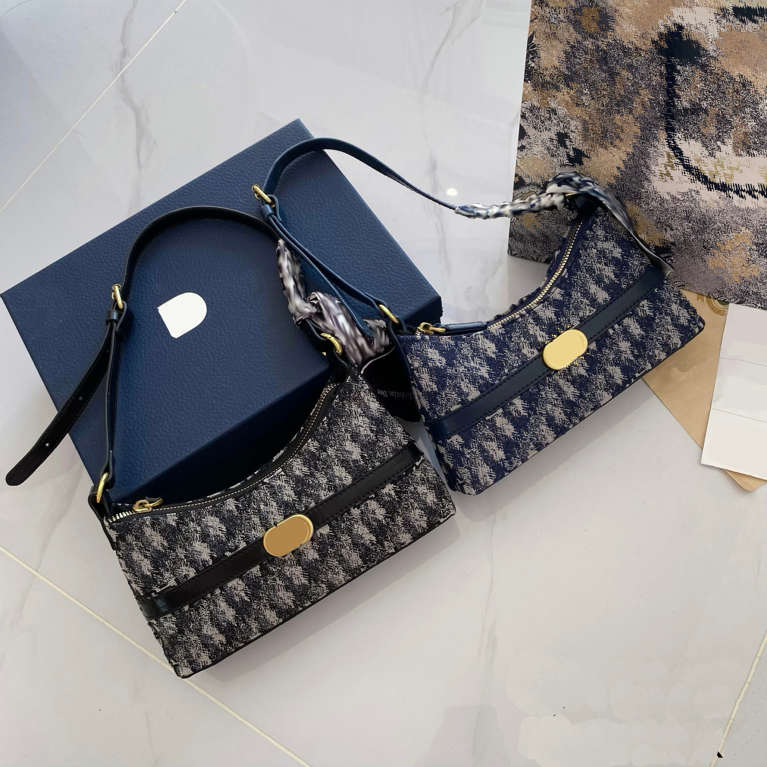 Designer bag Designer bucket bag Letter printed Embroidery Retro top Luxury Fashion Womens Shoulder Leather Handbag Bag crossbody bag Underarm bag wrist bag