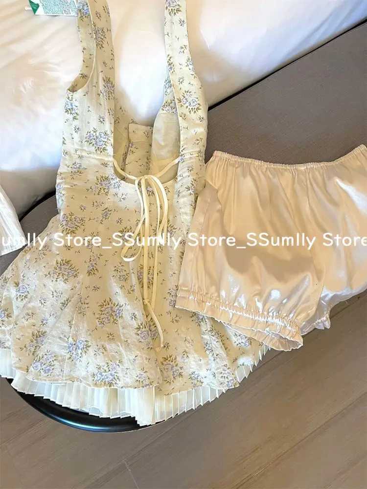 2025 Summer Floral Sling Dress Set Women Durable Shorts + Slim Sleeveless Dress Suit Sexy French Style Fashion Sets Petite Female R250716