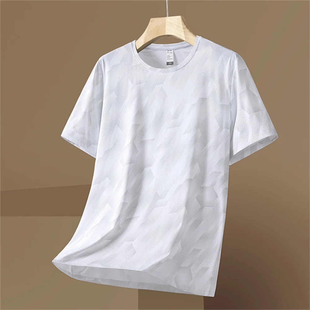 Solid Color Plus Size T Shirt Male S3XL Short Sleeve Tshirt Oversized Men Summer Cool Quick Dry Tshirt Mens Sporting Clothing 250715