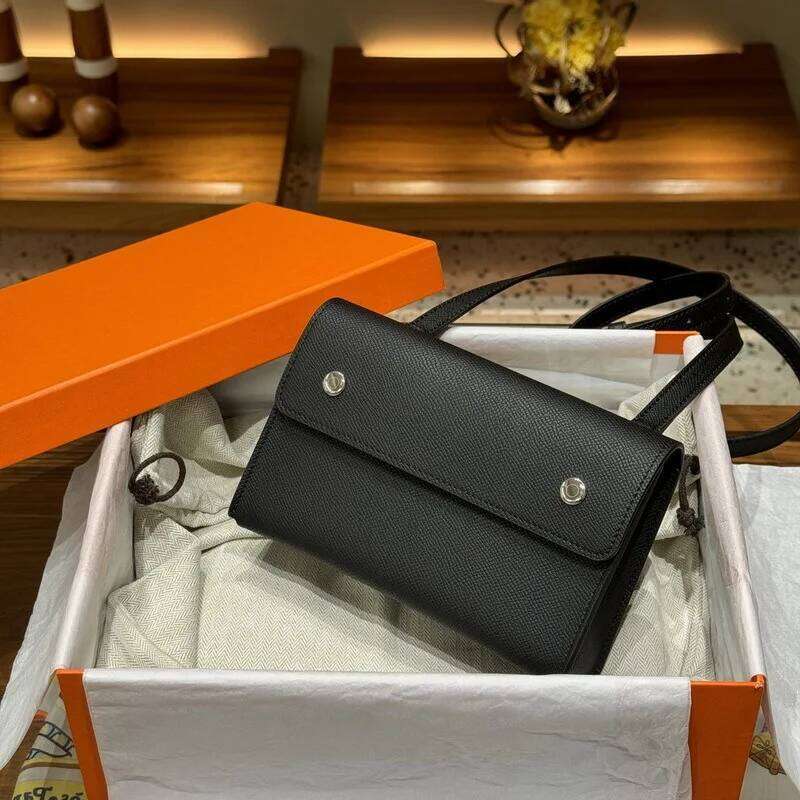 Minimalist Messenger Bags For Women 2025 Hit High Quality Epsom Leather Square New Exquisite Trend Snap Shoulder Bag