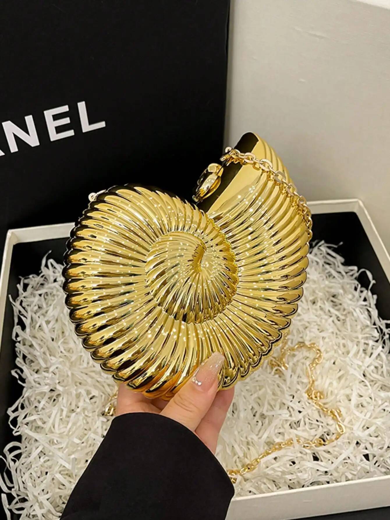Conch Niche Design, Creativeacrylic Chain Bag, Women's Bag,Personalized Casual, Shoulder Bag,Snail Shape,Versatilecrossbody Bag.