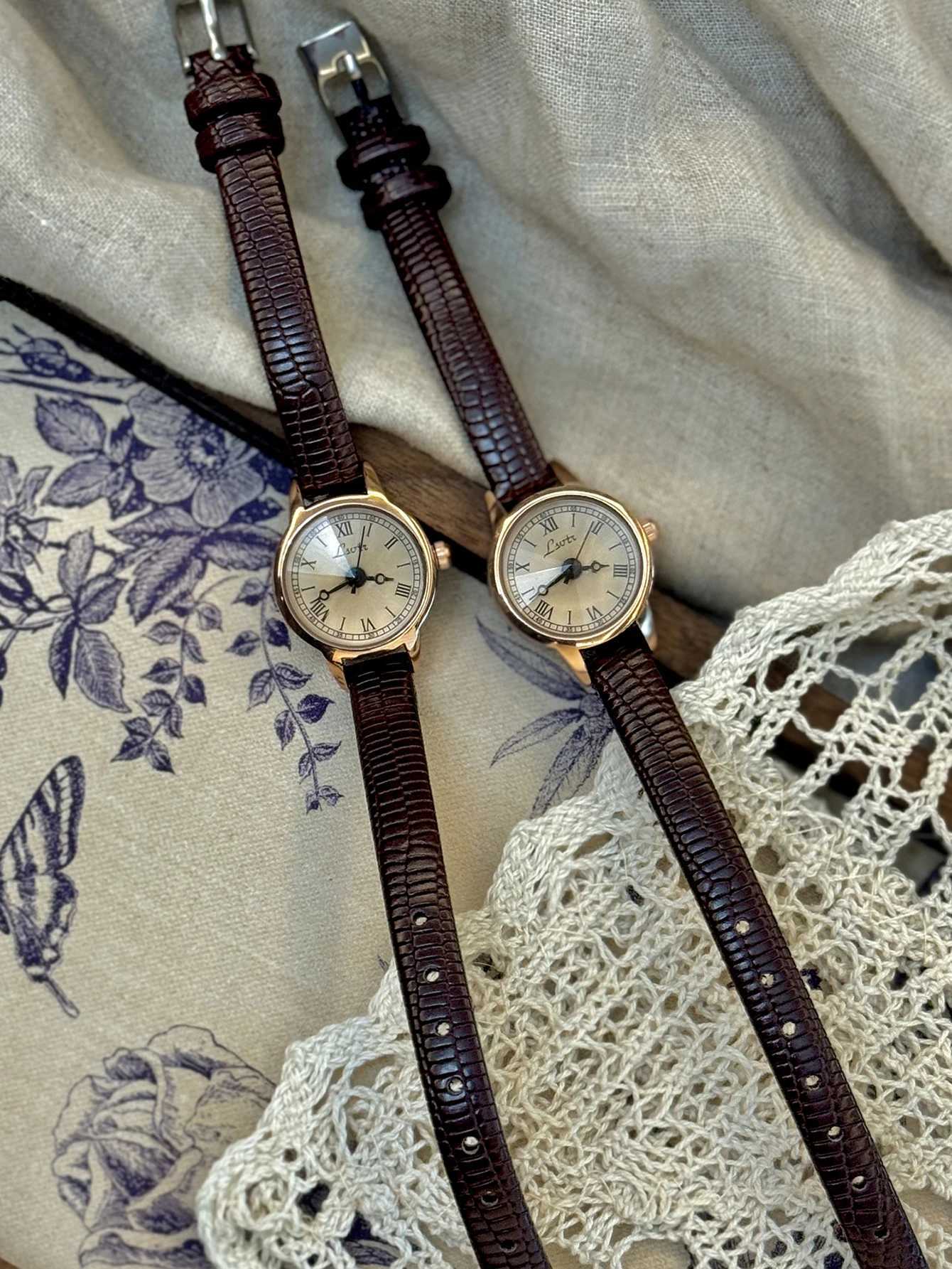 1pc Retro Leisure Elegant Wen Coffee Brown Leather Strap Small Exquisite Round Dial With Rhinestone Decor Suitable for F Y250715