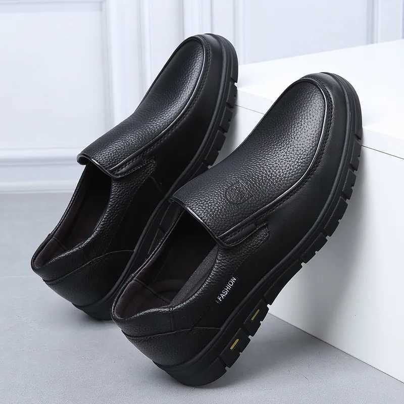 New Genuine Leather Handmade Shoes Casual Shoes For Men Flat Platform Walking Shoes Outdoor Footwear Loafers Breathable Sneakers W250716