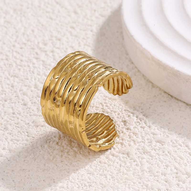 Stainless Steel Women Rings Irregular Wings Layered Wide Ring Aesthetic Adjustable Open Finger Ring Fashion Party Jewelry Gifts S250716