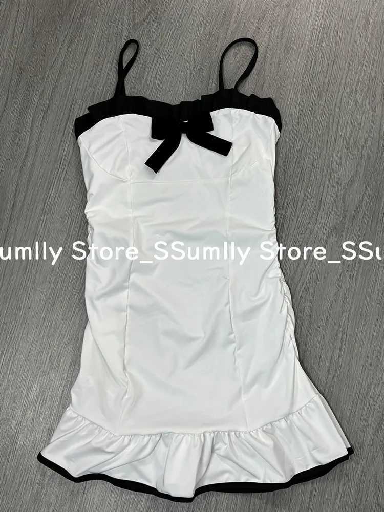 2025 New White French Sexy Bandeau Dress Female Sweet Girl Slim Fungus Lace Hip Dress Summer Korean Fashion Ruched Party Clothing R250716