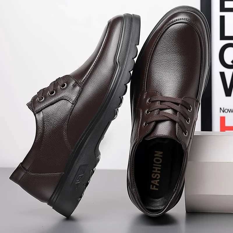 Cowhide Men Shoes Men Business Casual Leather Shoes Men Fashion Breathable Shoes British Casual Lace Up Single Leather Shoes W250716