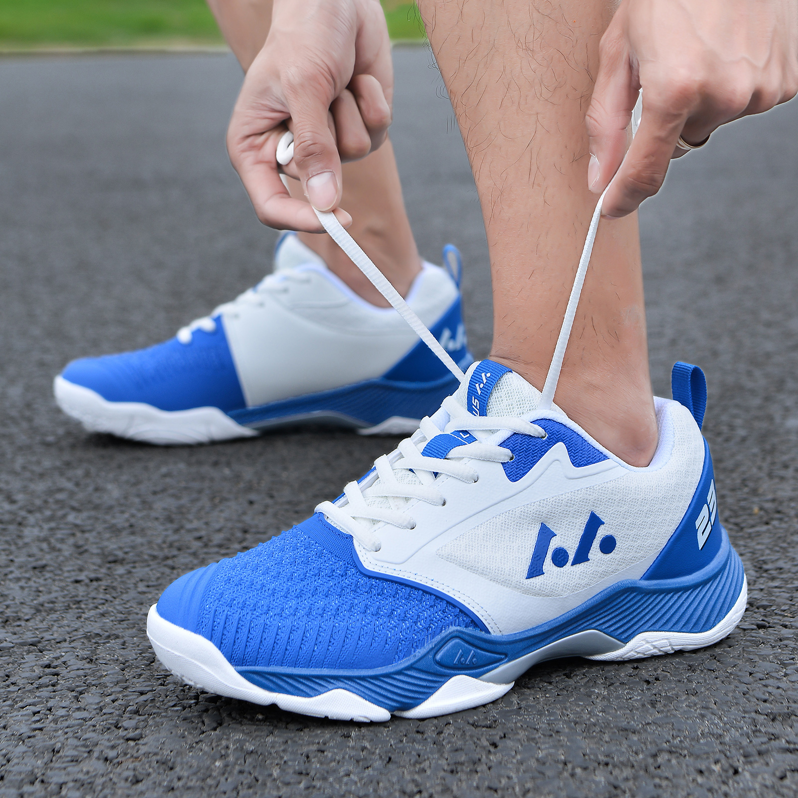 2025 men's Carbon Plate Badminton Shoes Super Lightweight Fourth Generation Professional Badminton Tennis Competition Training Shoes